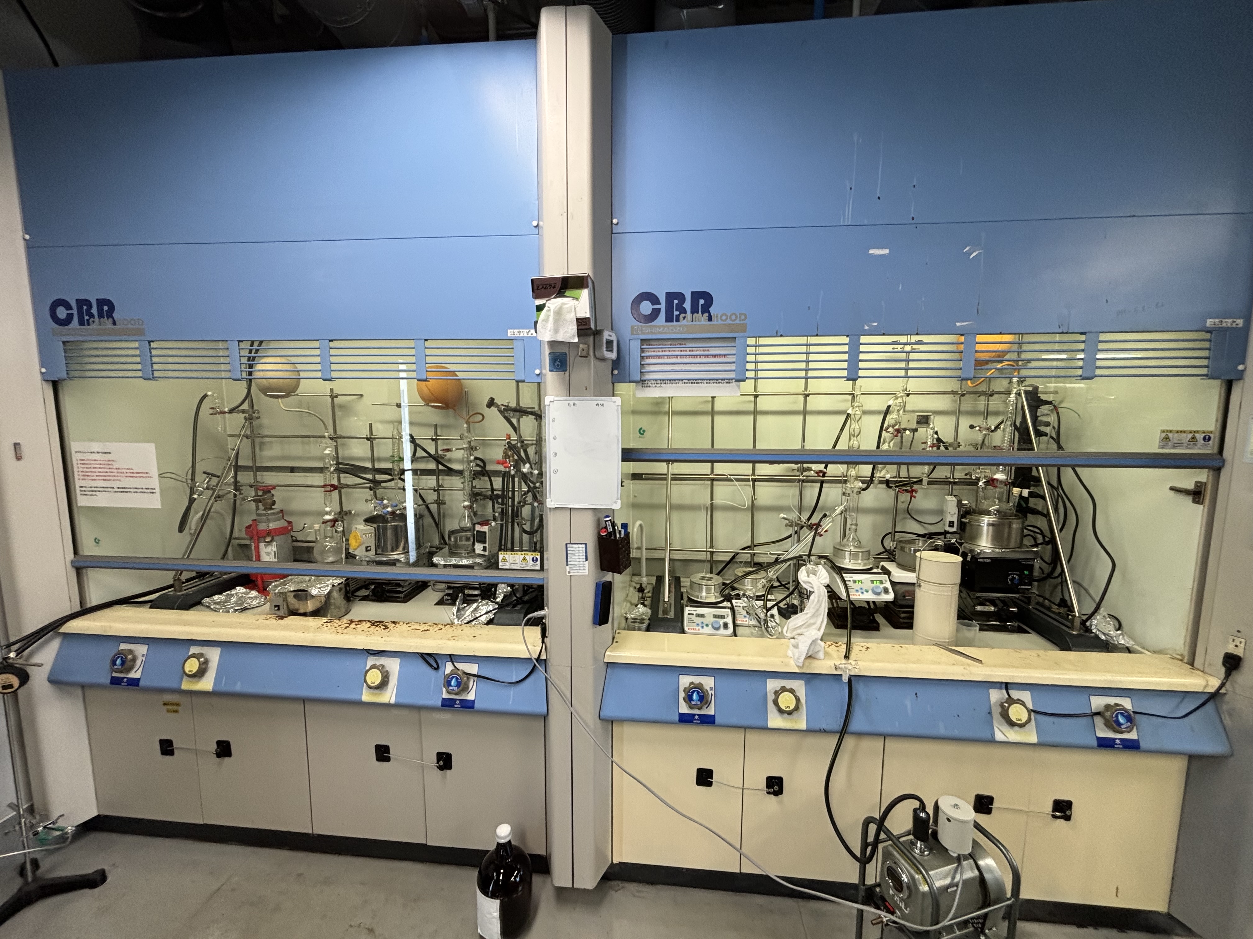 実験用ドラフト 3台